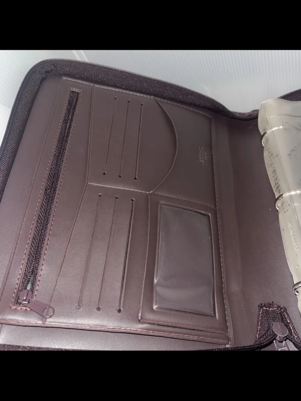 Lot Of 2 Dayrunner Burgundy/Brown Planners 8x10”Zip Around With Some Inserts